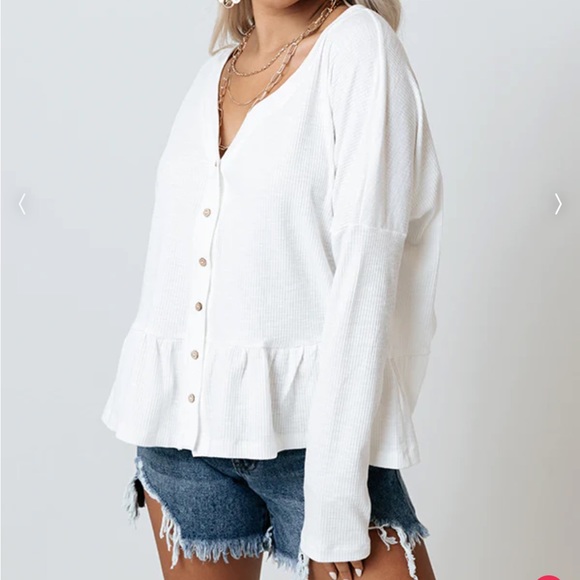 Shop Impressions Size Small White Shift Top with Peplum Bottom - Picture 3 of 7